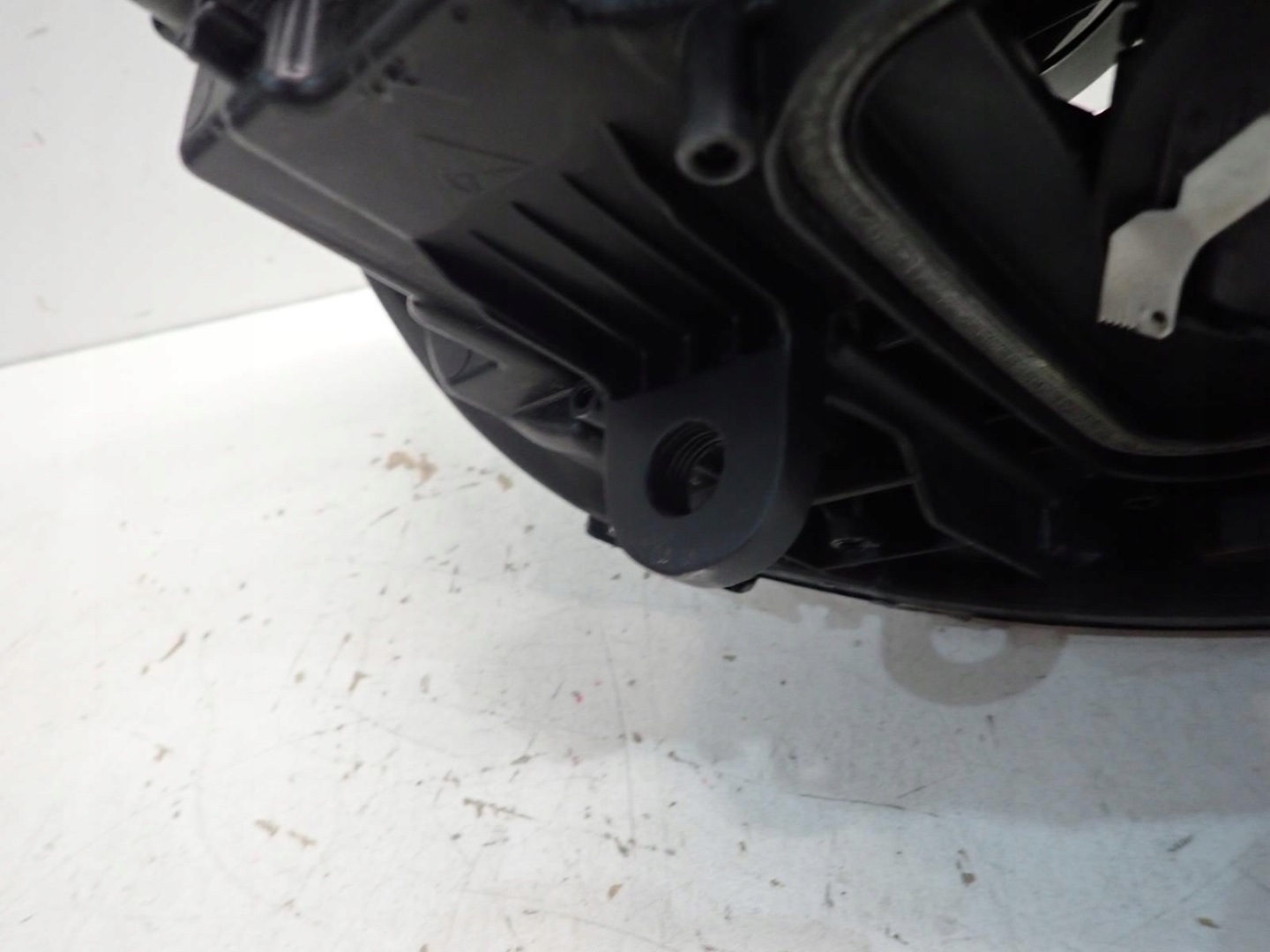 light front left MERCEDES E-KLASA W213 FULL LED