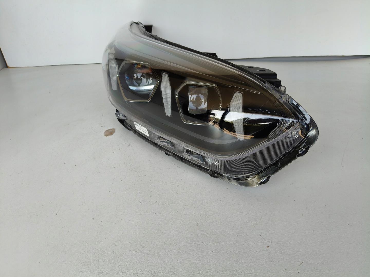 light right REFLEKTOR KIA CEED III 21- LIFT FULL LED