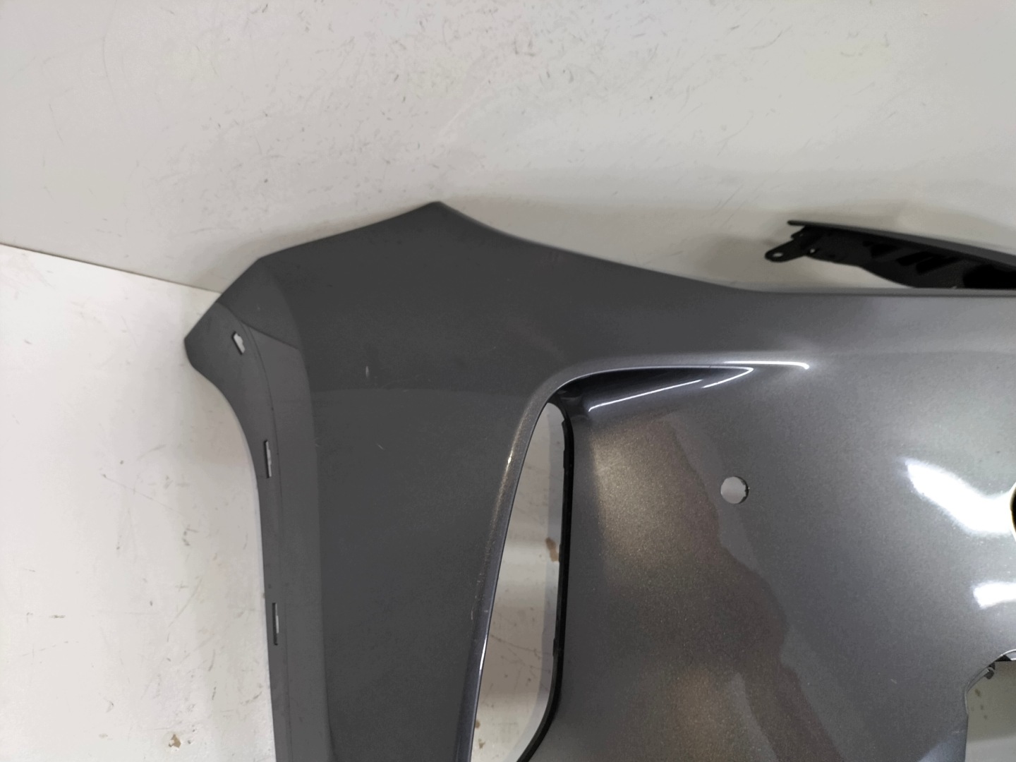 front bumper front TOYOTA YARIS CROSS 20- wersja below sensors PDC