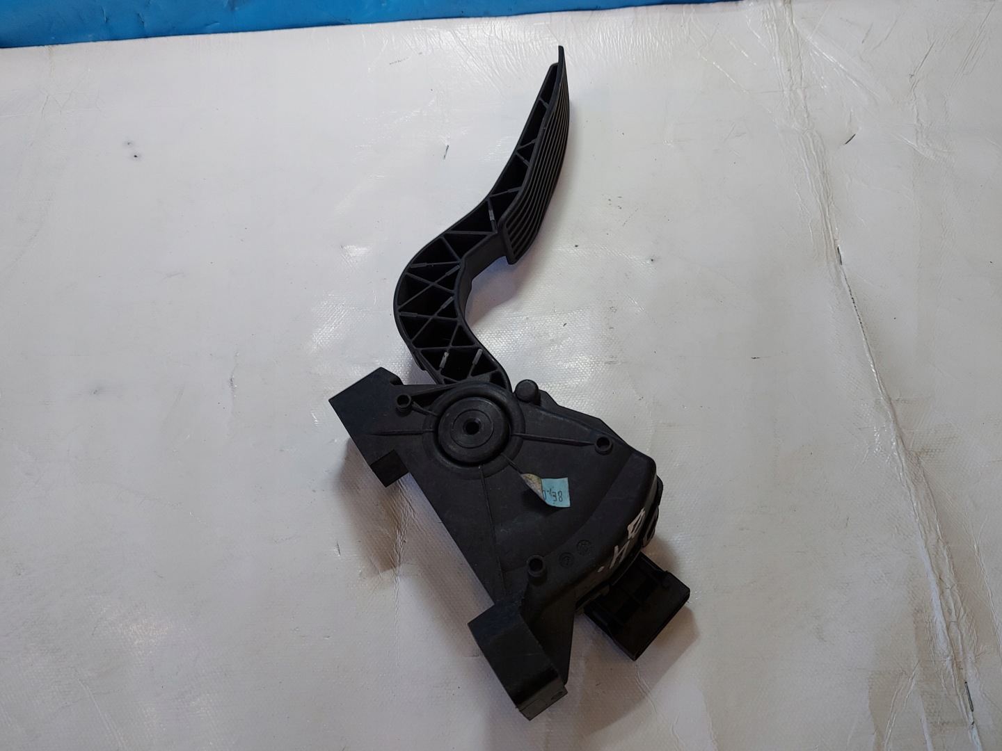 accelerator pedal CROMA II JTD 6PV00832202