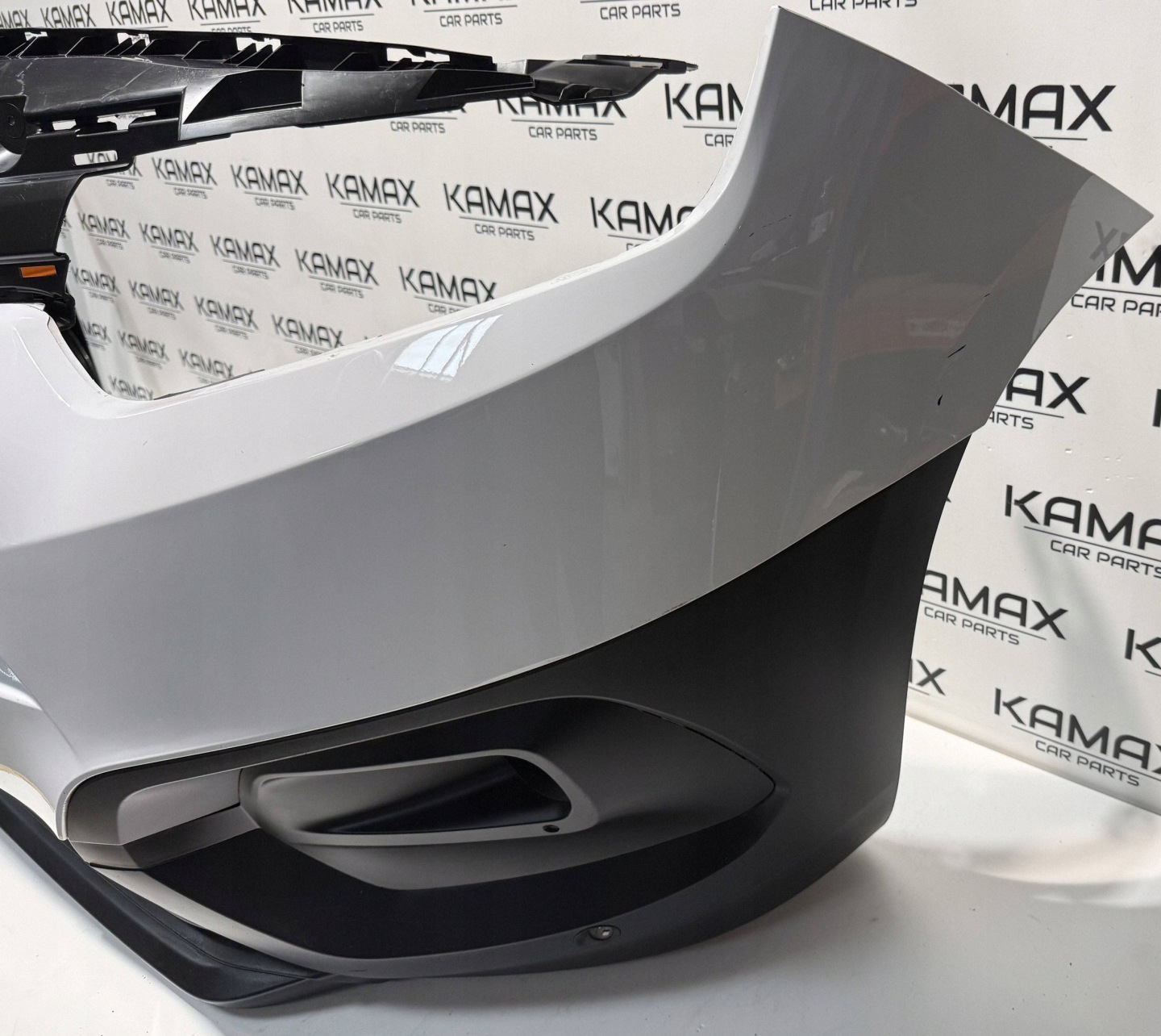 front bumper TOYOTA PROACE CITY 19- PDC original 9836021880