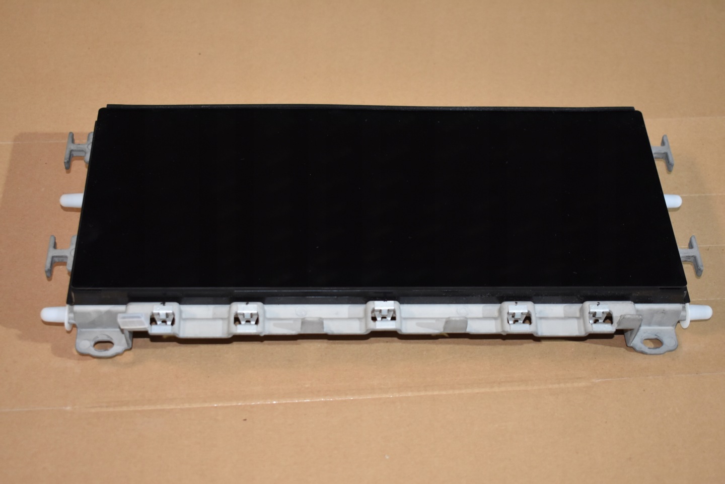 IDEALNY Display LCD PORSCHE CAYENNE 9Y LIFT 1 9