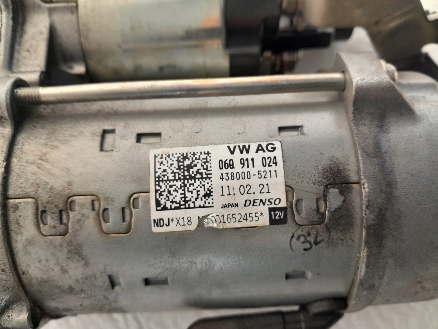 AUDI A4 B9 LIFT startér hadice 06Q911024