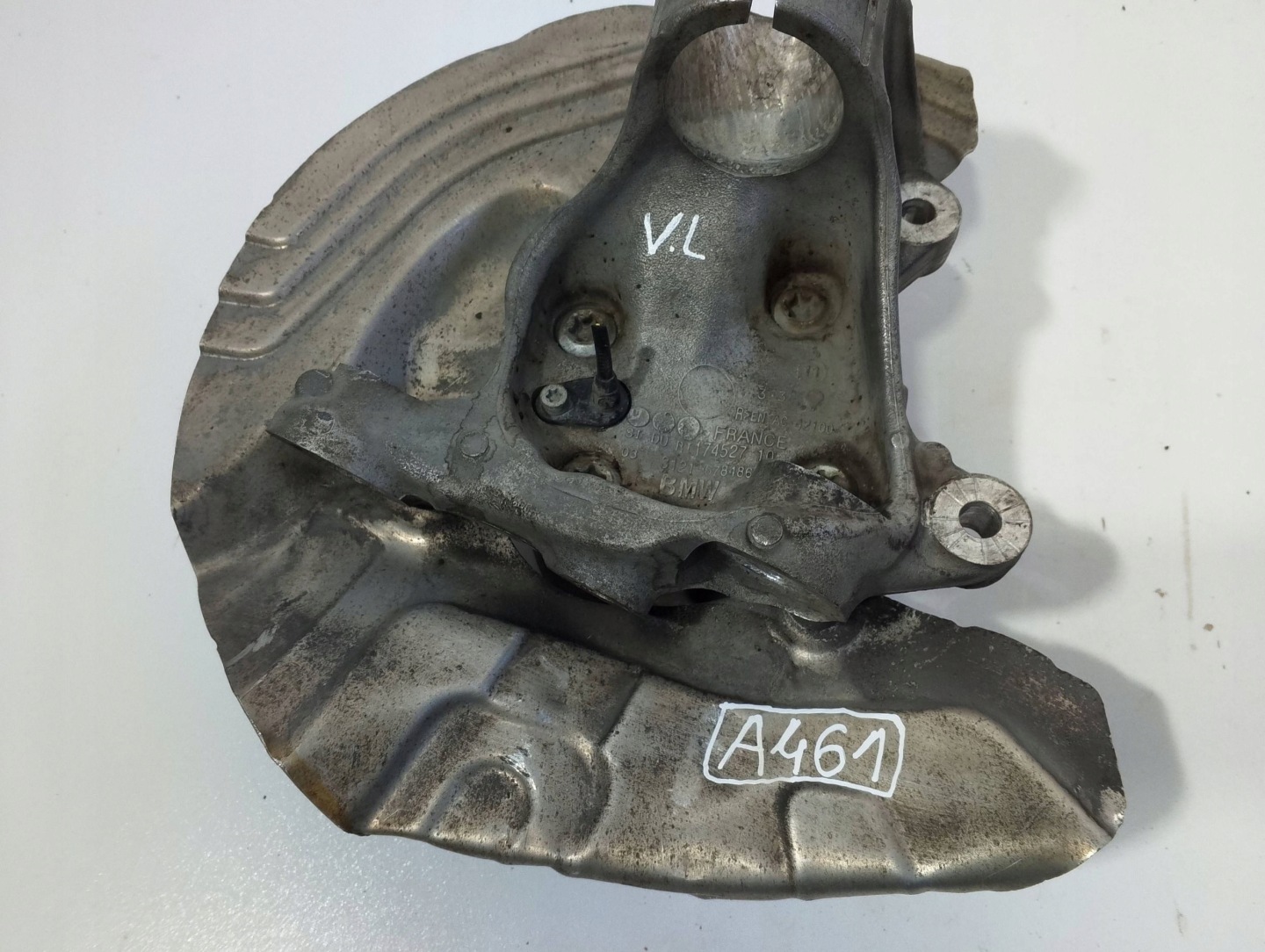 BMW X1 E84 čepu otoč přední předek levá LOZYSKO 31216784866 (A461)