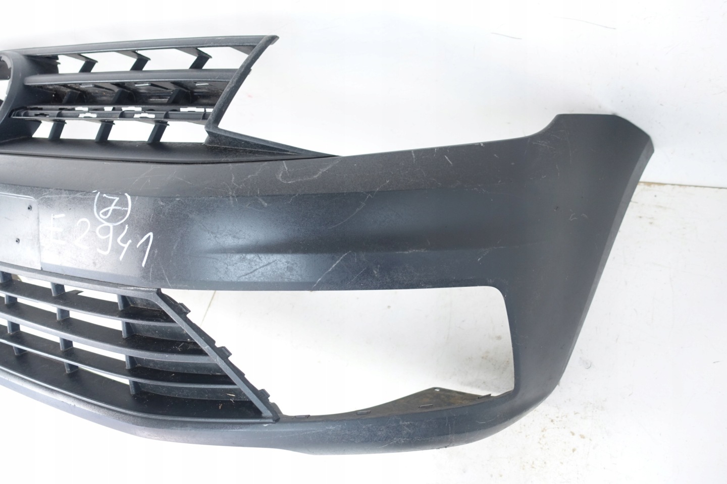 nárazník předek přední VW CADDY LIFT 15- 2K5807221J
