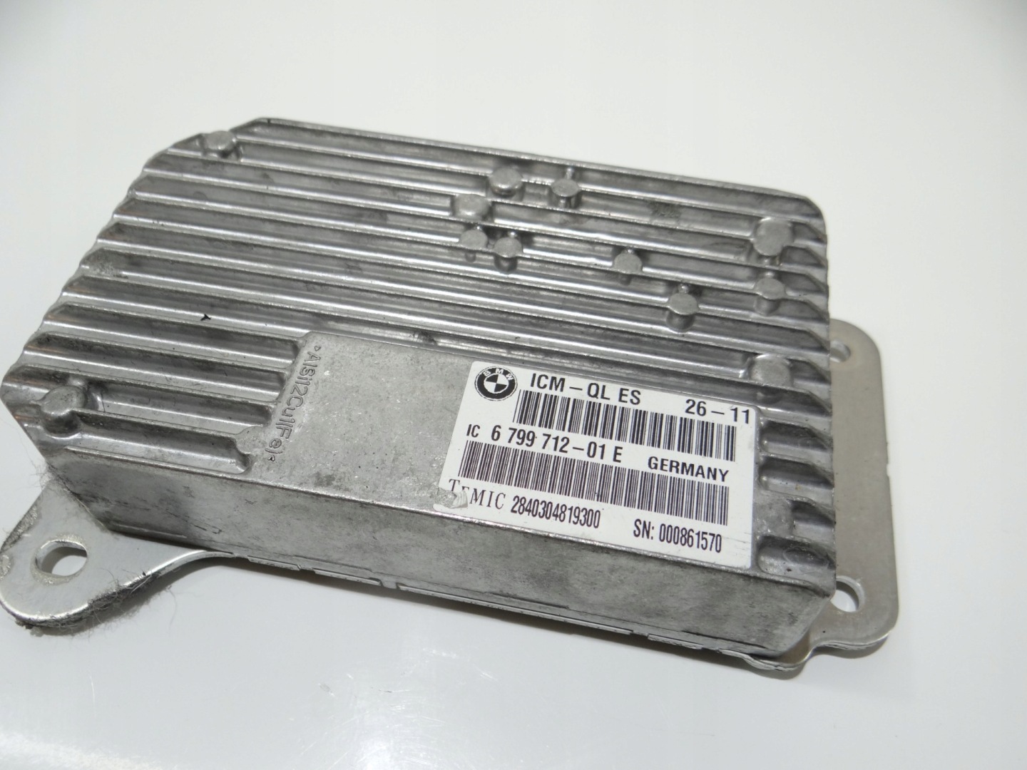 module unité de commande électronique uce ICM BMW 5 F10 6799712