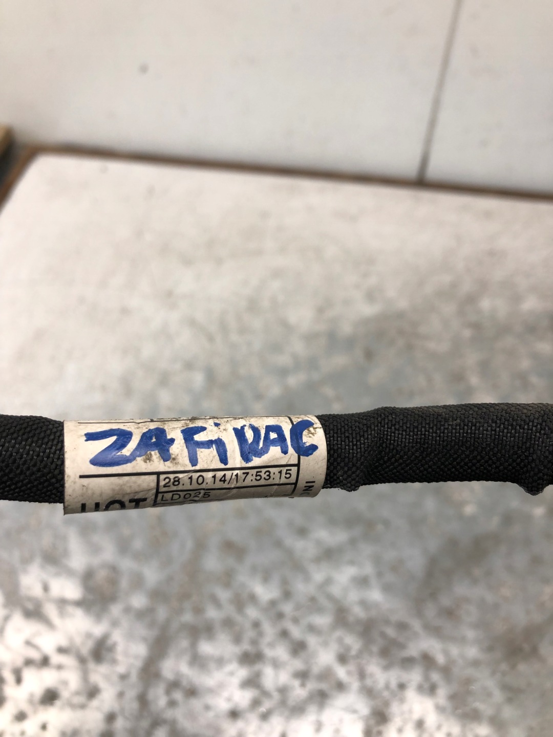 Batteriemanagement Sensor OPEL ZAFIRA C 13423859