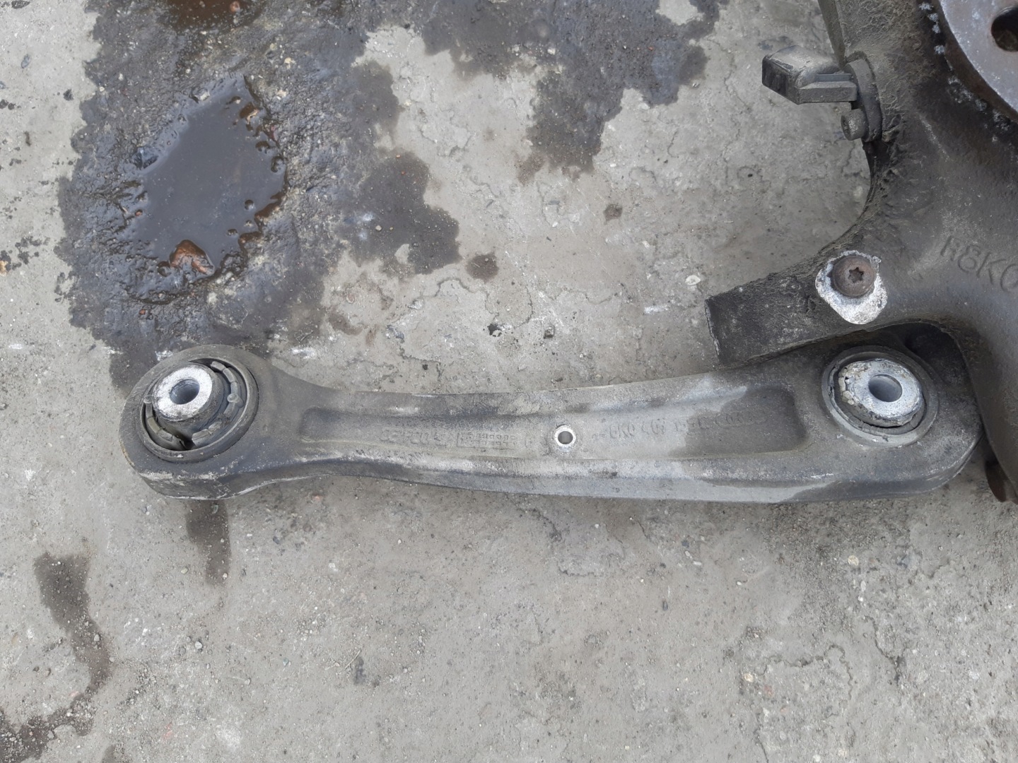AUDI A6 C7 swing left left front 8K0407257AA