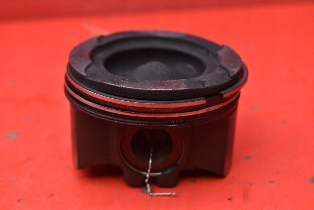 piston 082318 MERCEDES E-KLASA W213 2.0 CDI 194 KM 16-21