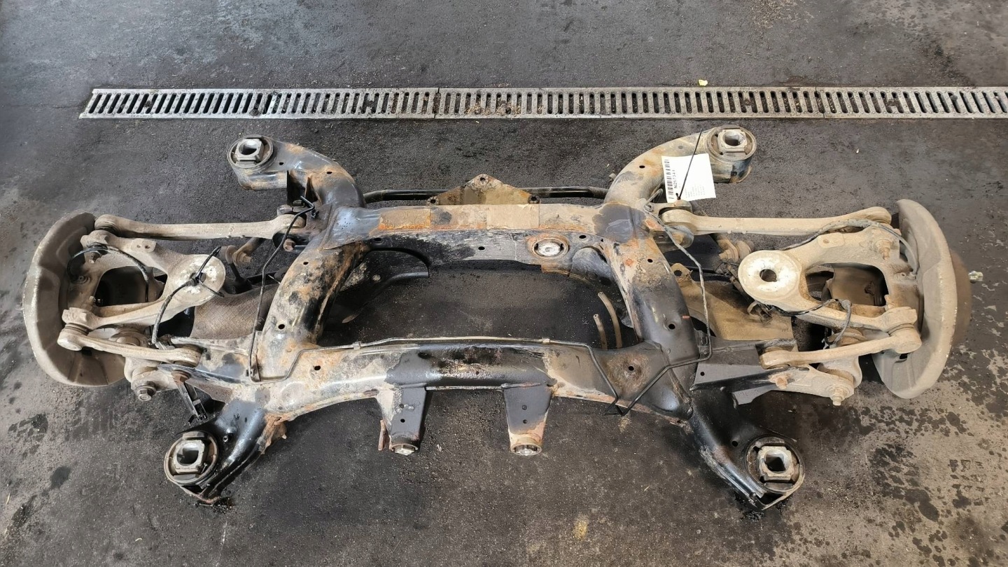 träger / Achsträger heck BMW X6 F16
