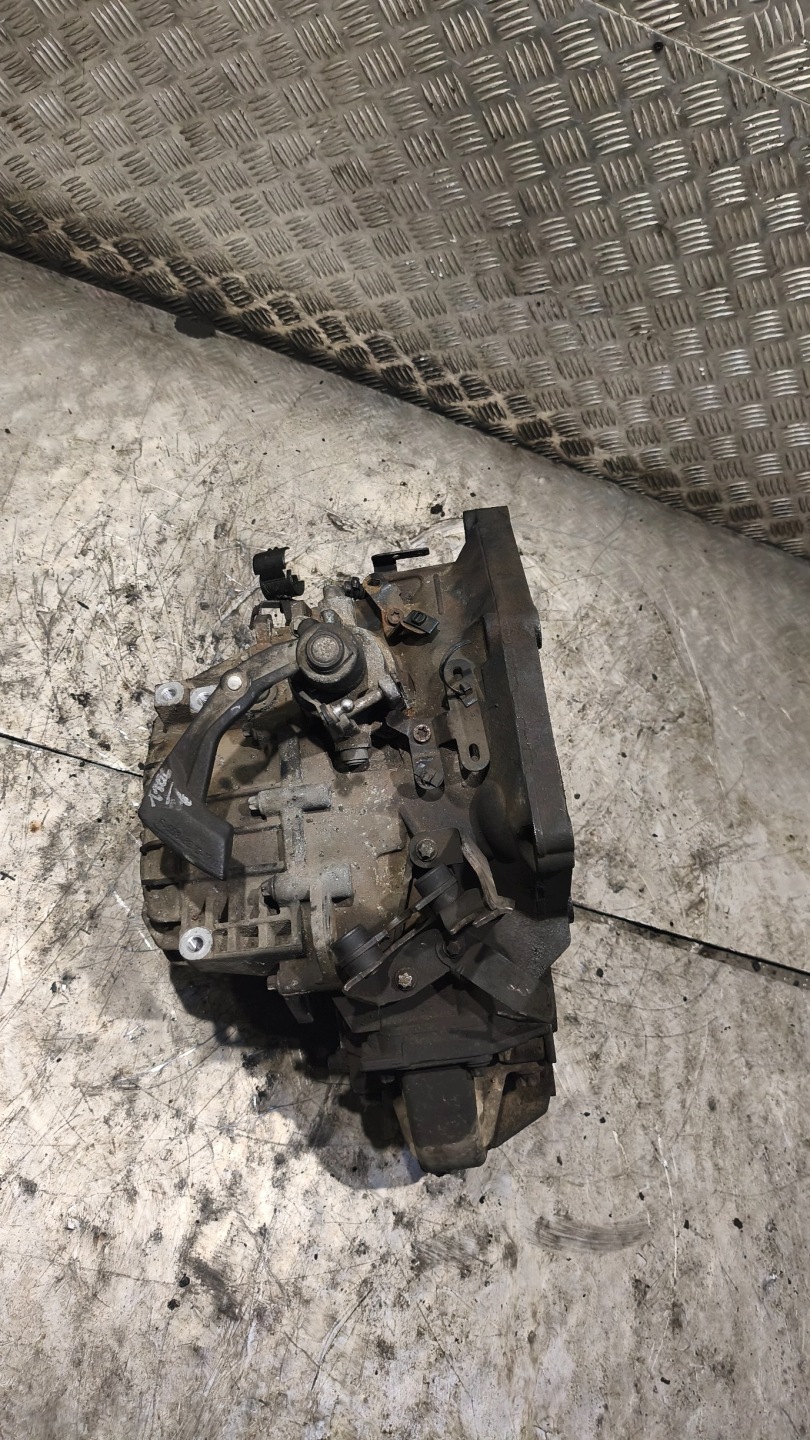 gearbox, OPEL ZAFIRA B 1.9D 2008r