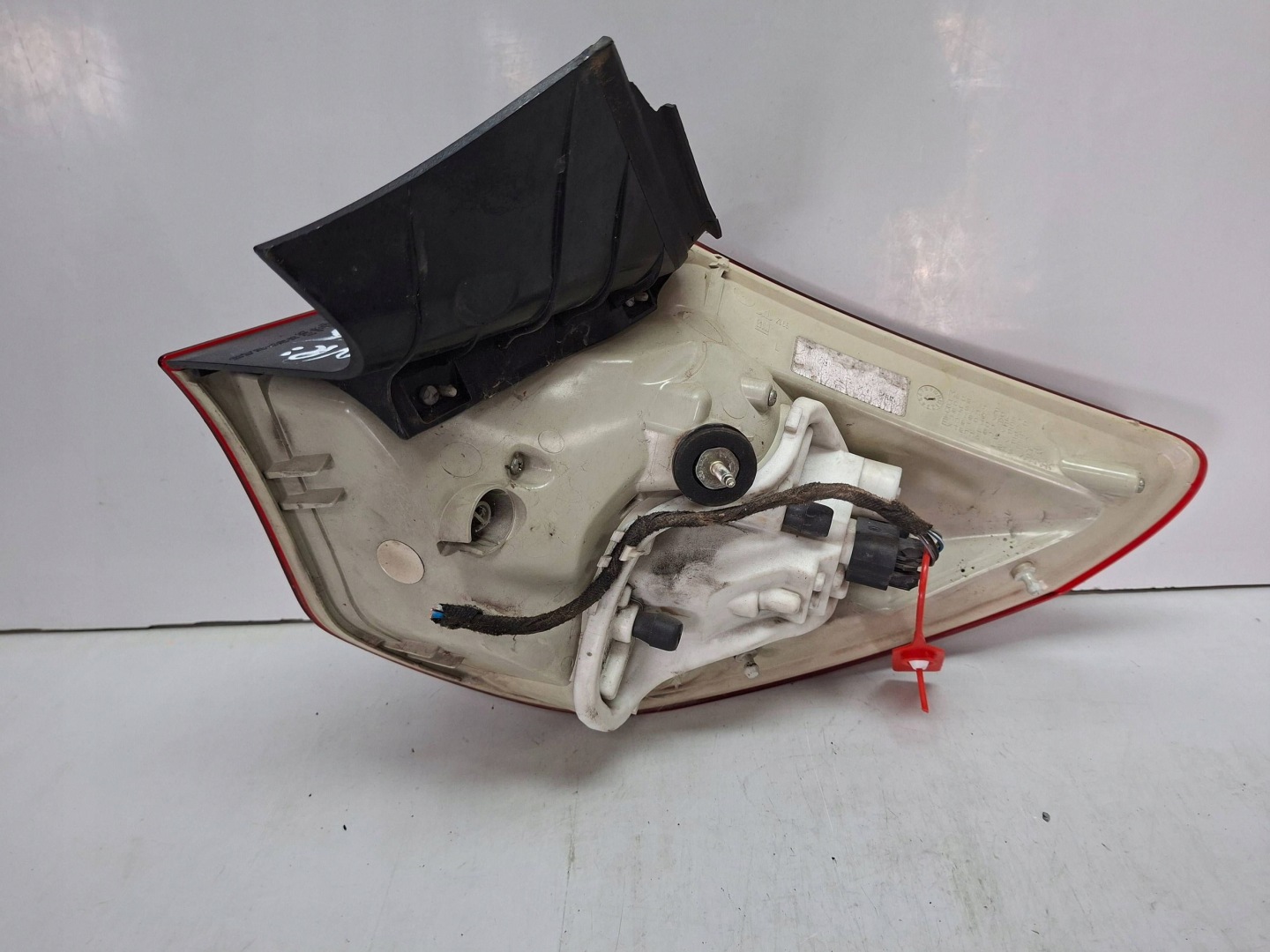 Licht hinten links OPEL ASTRA J HB 2012