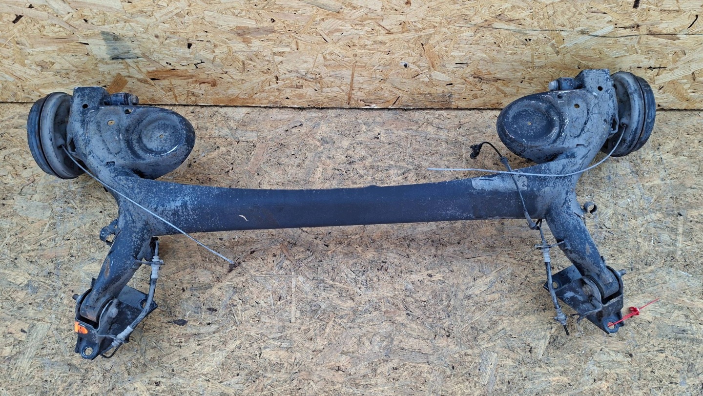 axis rear part FIAT 500 LIFT 2015
