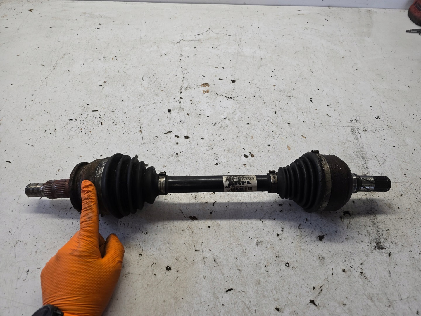 OPEL ASTRA J LIFT semi-axis left AAFL 13335135 1.6 CDTI M32