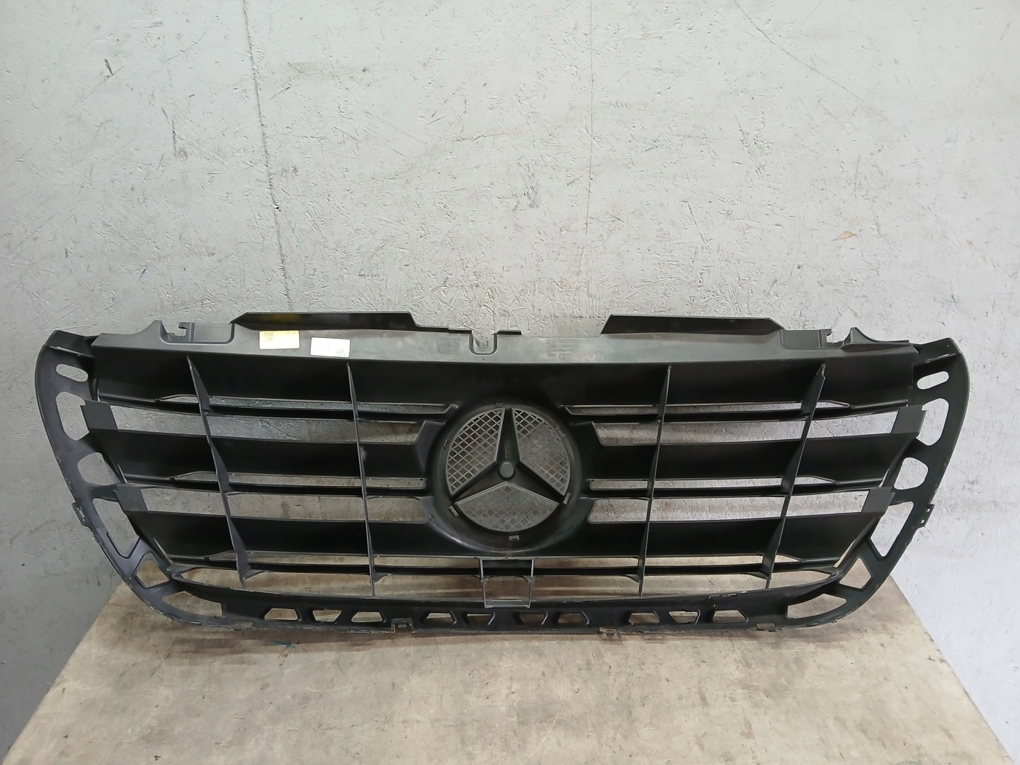 Grille MERCEDES SPRINTER W907 W910 A9108852800
