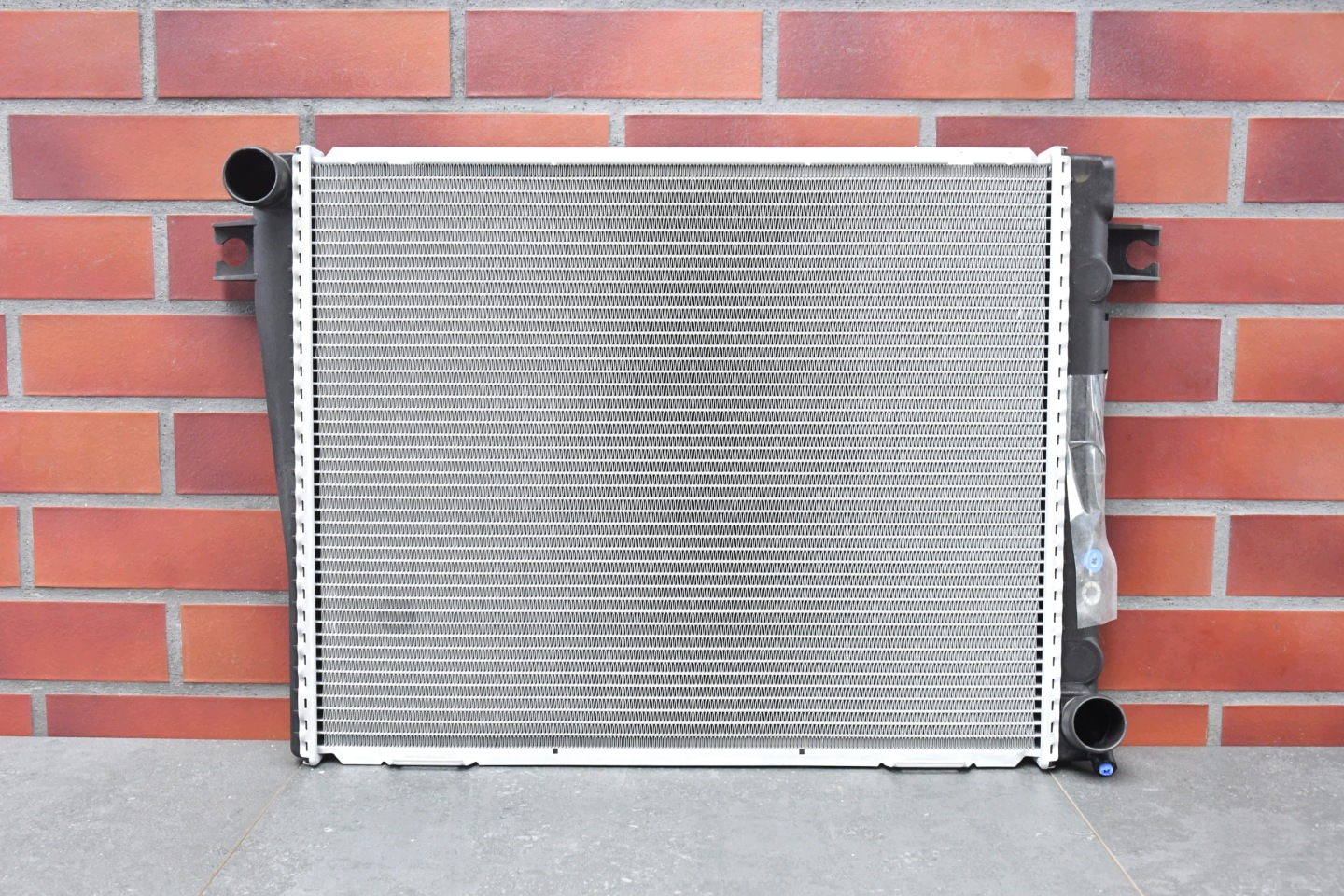 water cooler BMW 5 E28 6 E24 1712445 originál
