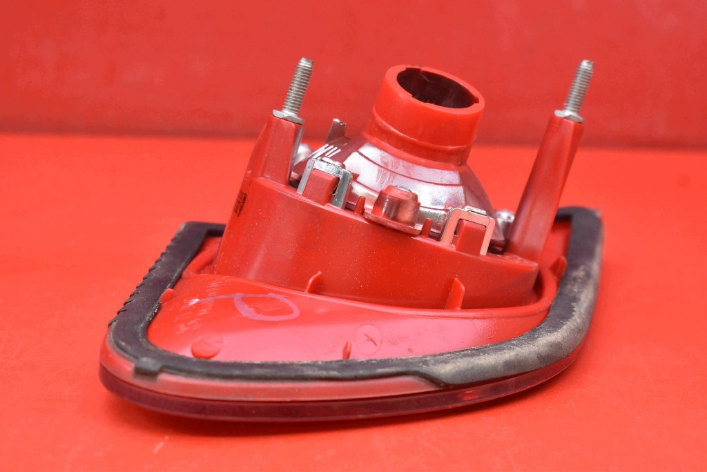 light right rear part rear 3C5945094E VW PASSAT B6 sedan 05-10