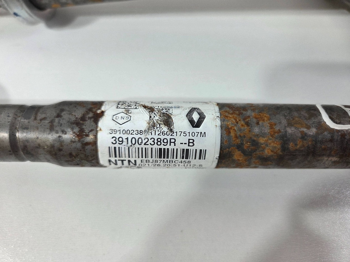 Renault Clio VI 1,2 manual semi-axis front right 391002389RB (P883)