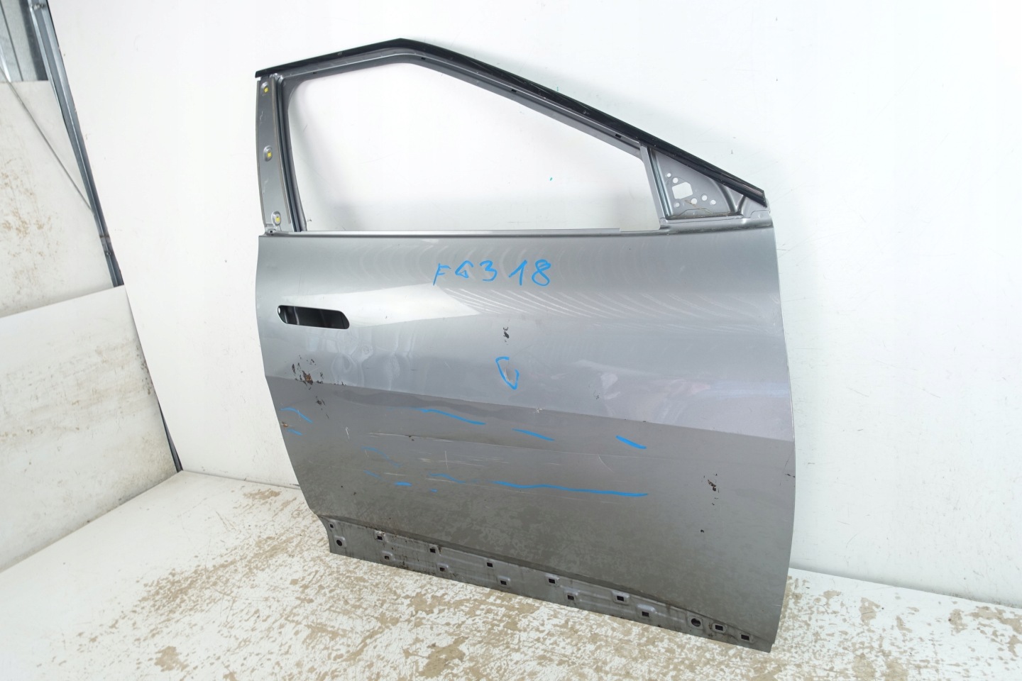 KIA EV6 2021- dveře přední pravý předek