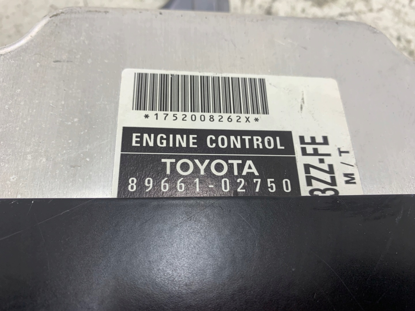 TOYOTA COROLLA E12 1.6 VVTI unité de commande électronique uce moteur 89661-02750