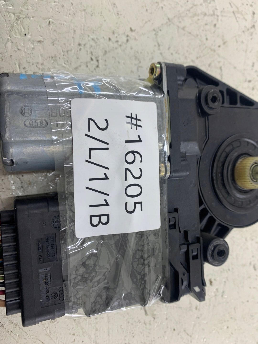 VW PASSAT B5 LIFT mini motor windows right rear part 3B9839752BF