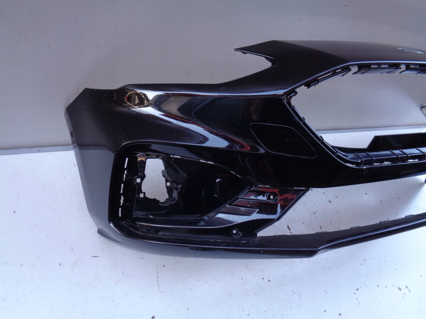 front bumper FORD FOCUS MK4 18- ST-LINE NR 42880