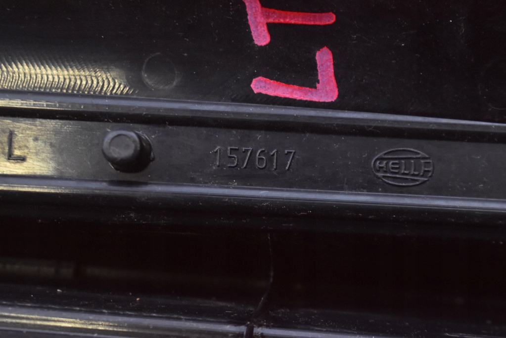 light left rear part rear upper 157617 VOLVO XC90 1 and 02-06