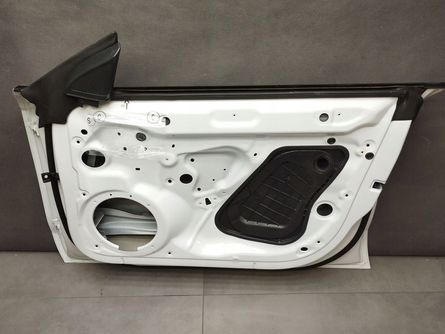 Audi A5 Sportback 8TA door right front LS9R
