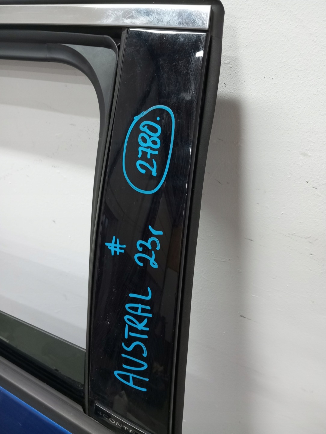 door right rear. RENAULT AUSTRAL 23R