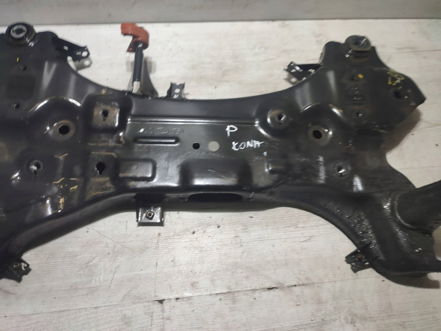 Hyundai Kona and 2018 sider subframe sider axis front