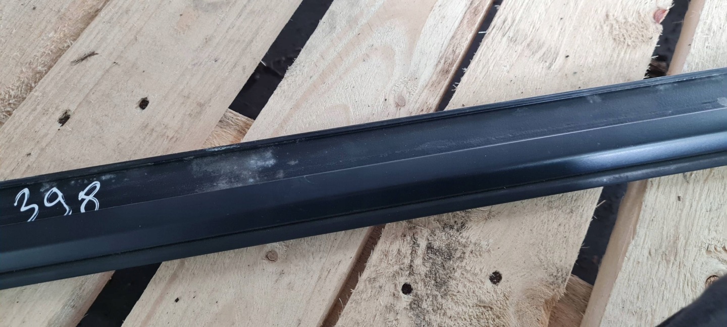 A5 8T LIFT COUPE moulding dust door left left front MAT 8T0853283E