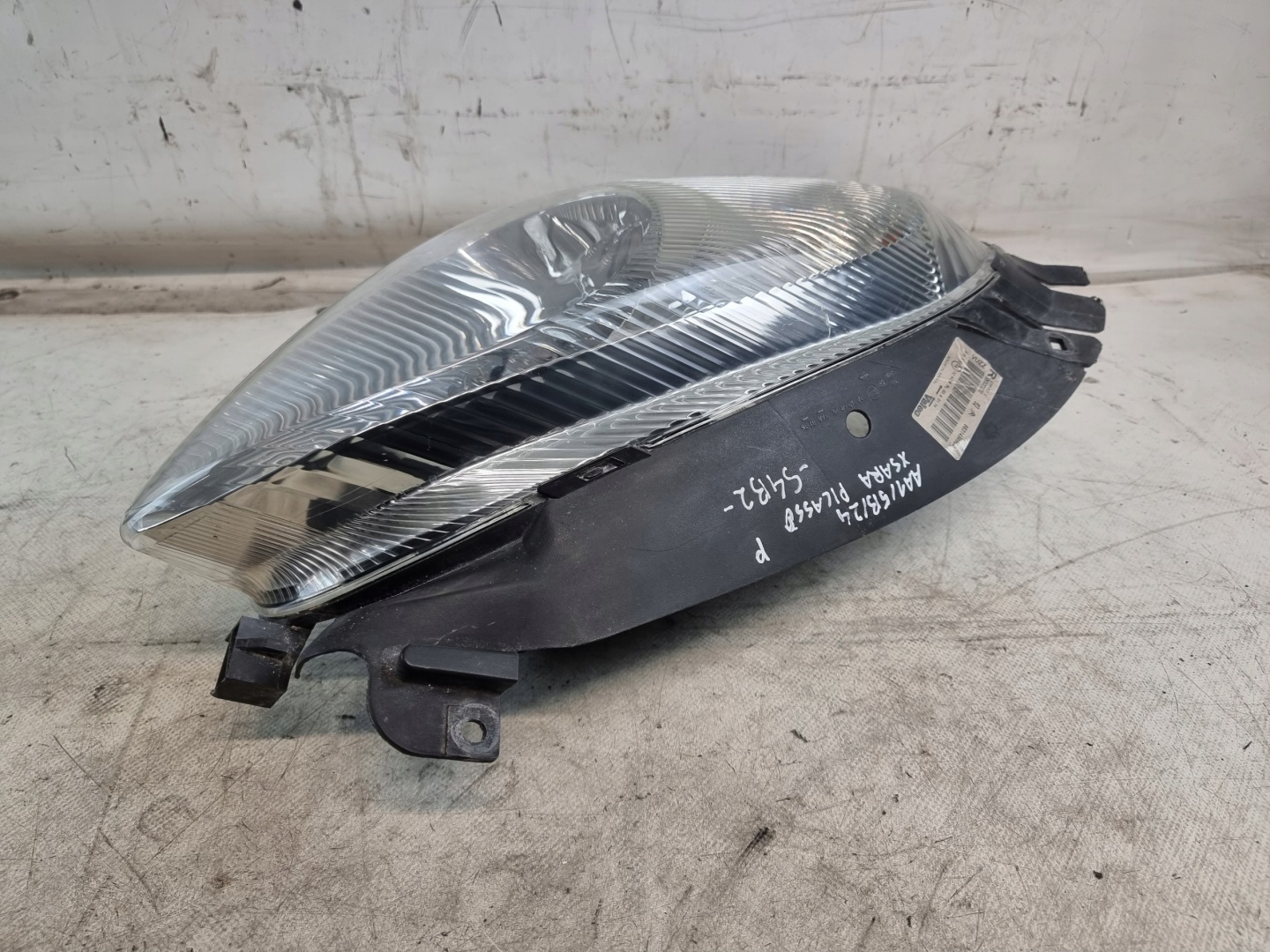 light right front OE 9631494980 CITROEN XSARA PICASSO