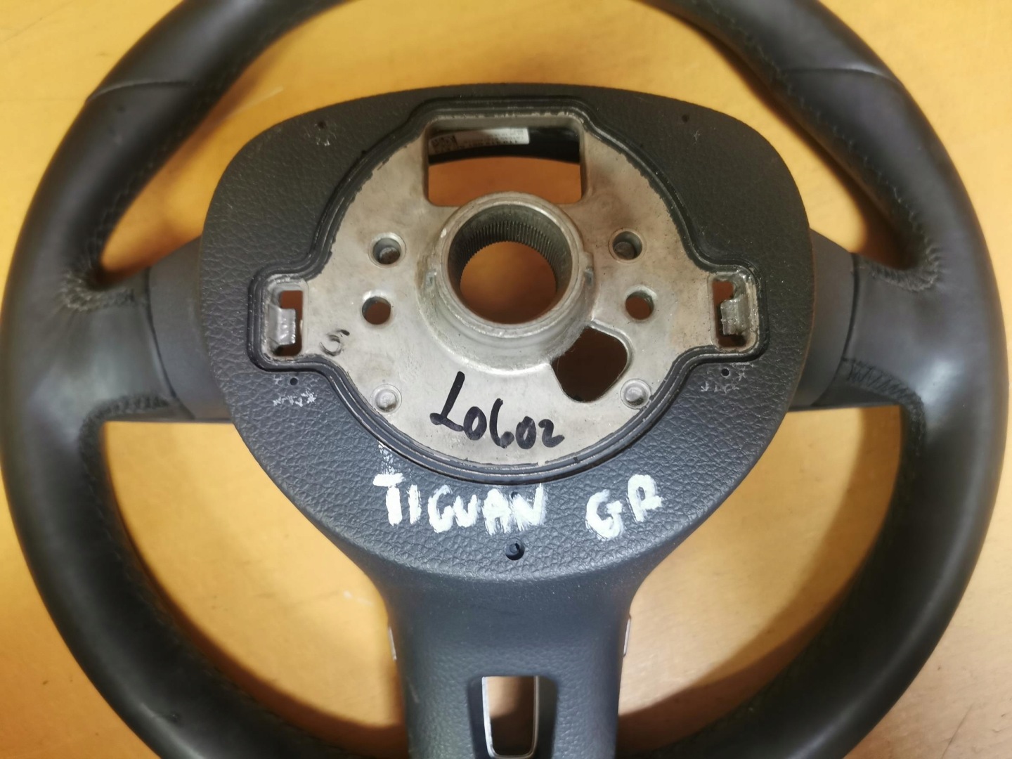 volante MULTI VW TIGUAN e 5N 07-16 61978150D