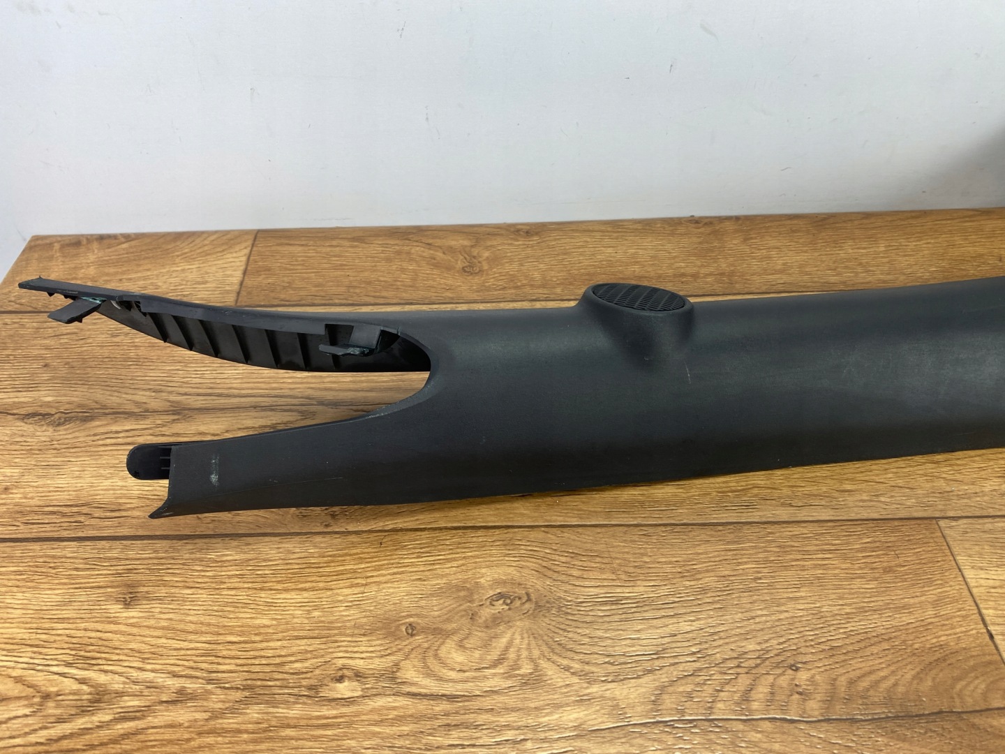 pillar A right panel Ford Mustang 2015+ USA