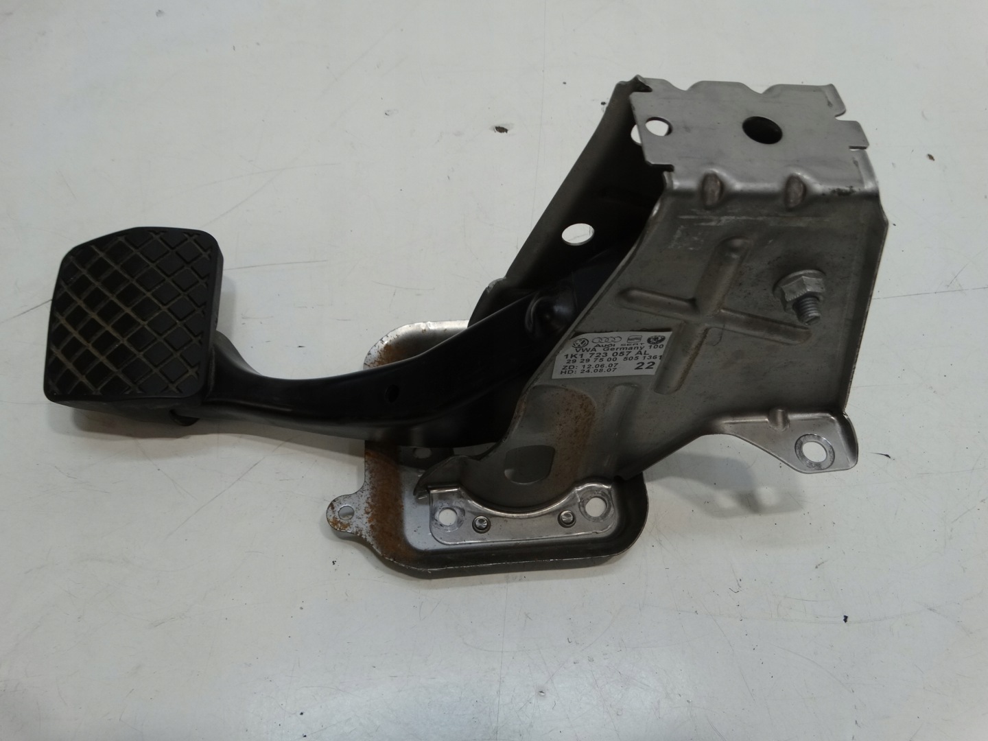 PEDAL bremse SKODA OCTAVIA II DSG 1K1723057