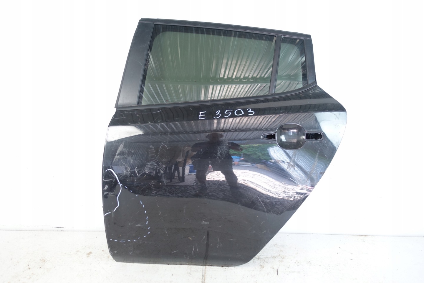 door left rear part left rear. NISSAN LEAF and 2010-2017