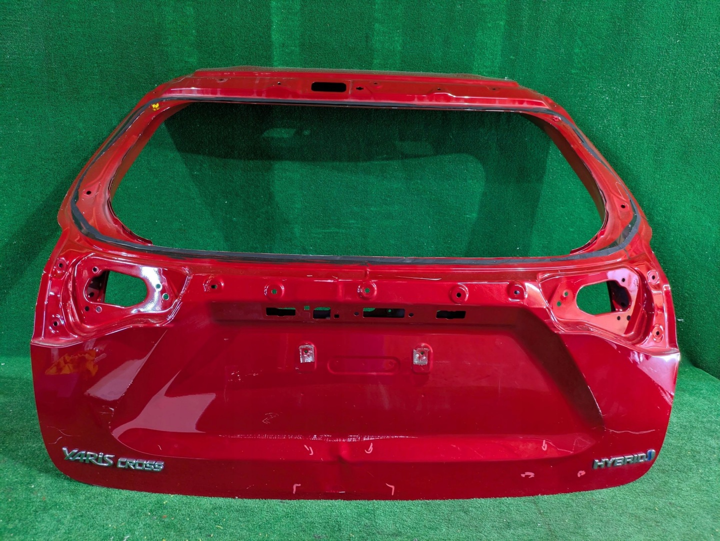 boot doors rear part boot TOYOTA YARIS CROSS