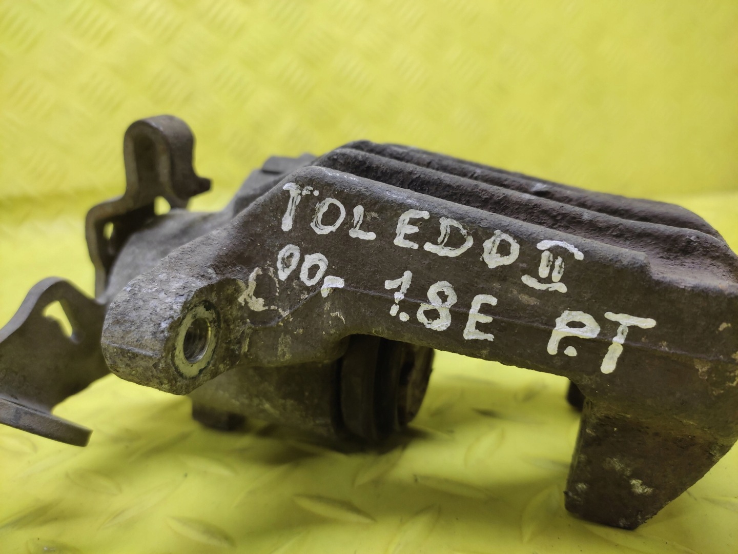 SEAT TOLEDO II 1.8 caliper brake right rear part