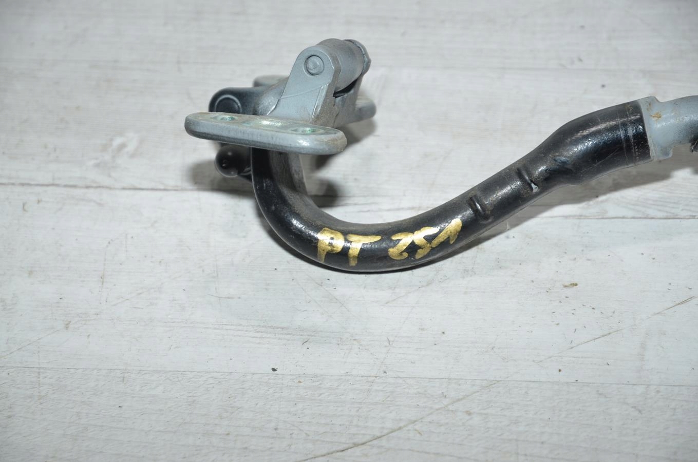 hinge bonnet rear part kpl Mercedes R-klasa W251