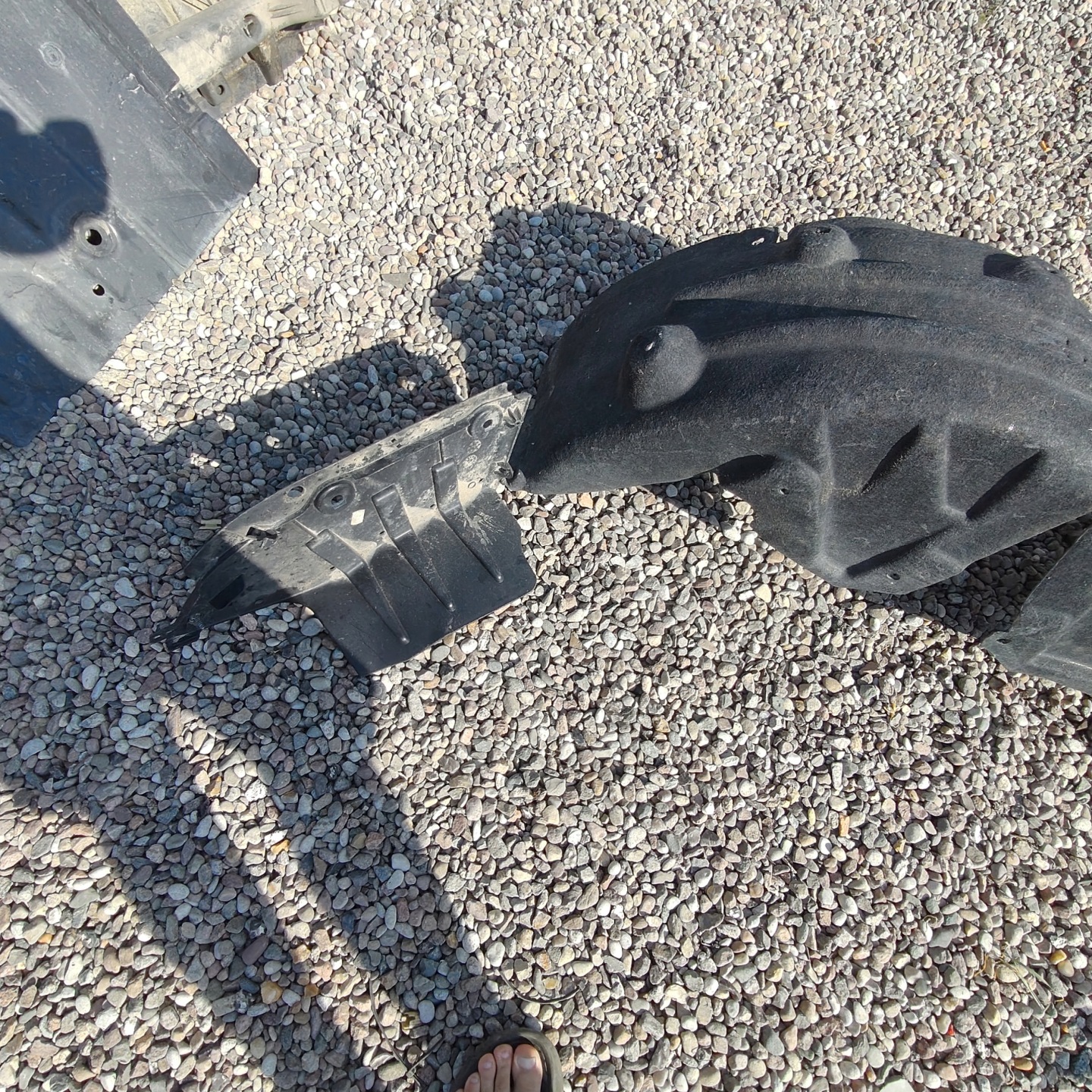 mudguard rear. rear part left RENAULT MEGANE IV KOMBI