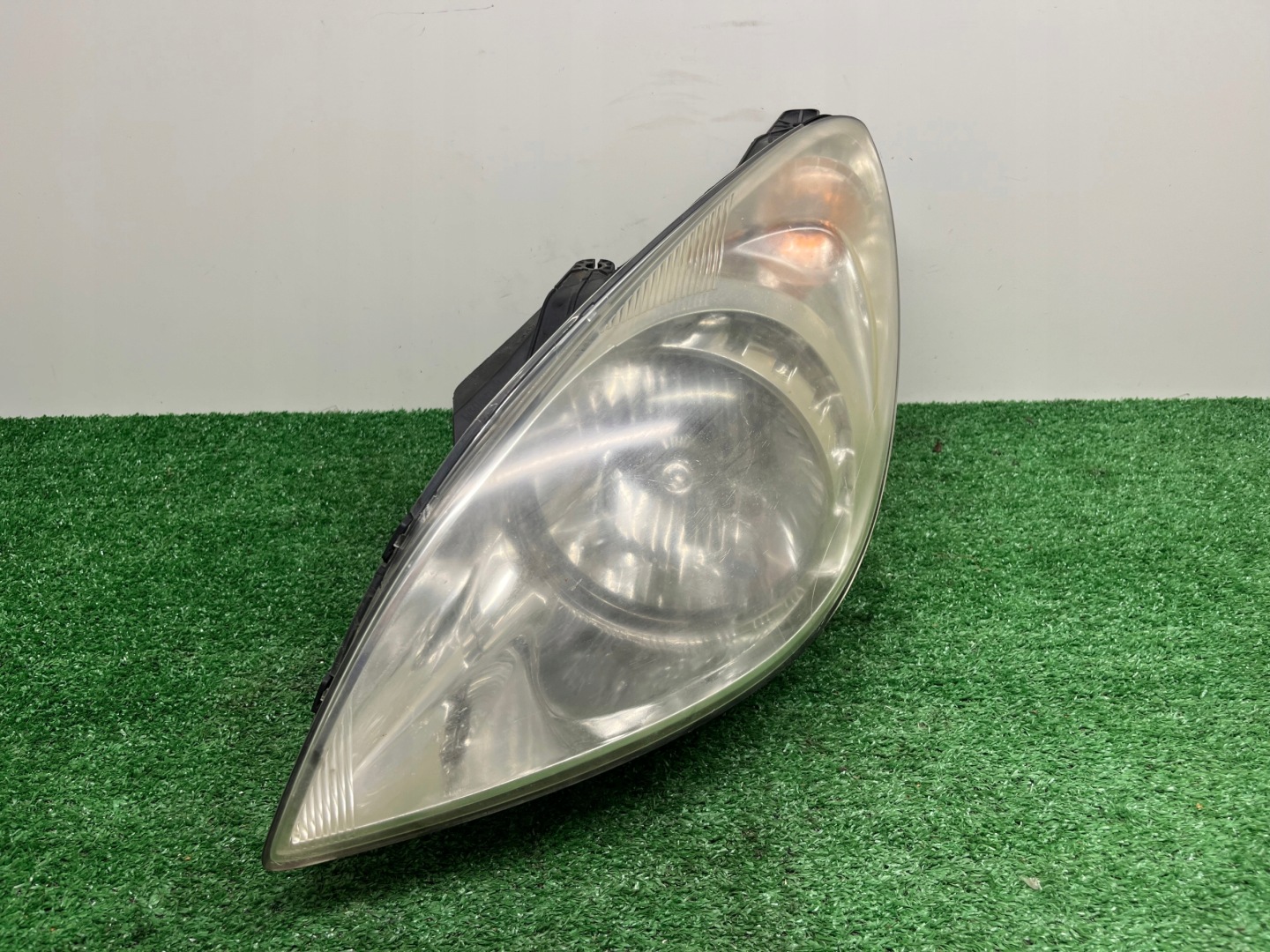 light left front HYUNDAI I20 92101-1J0XX