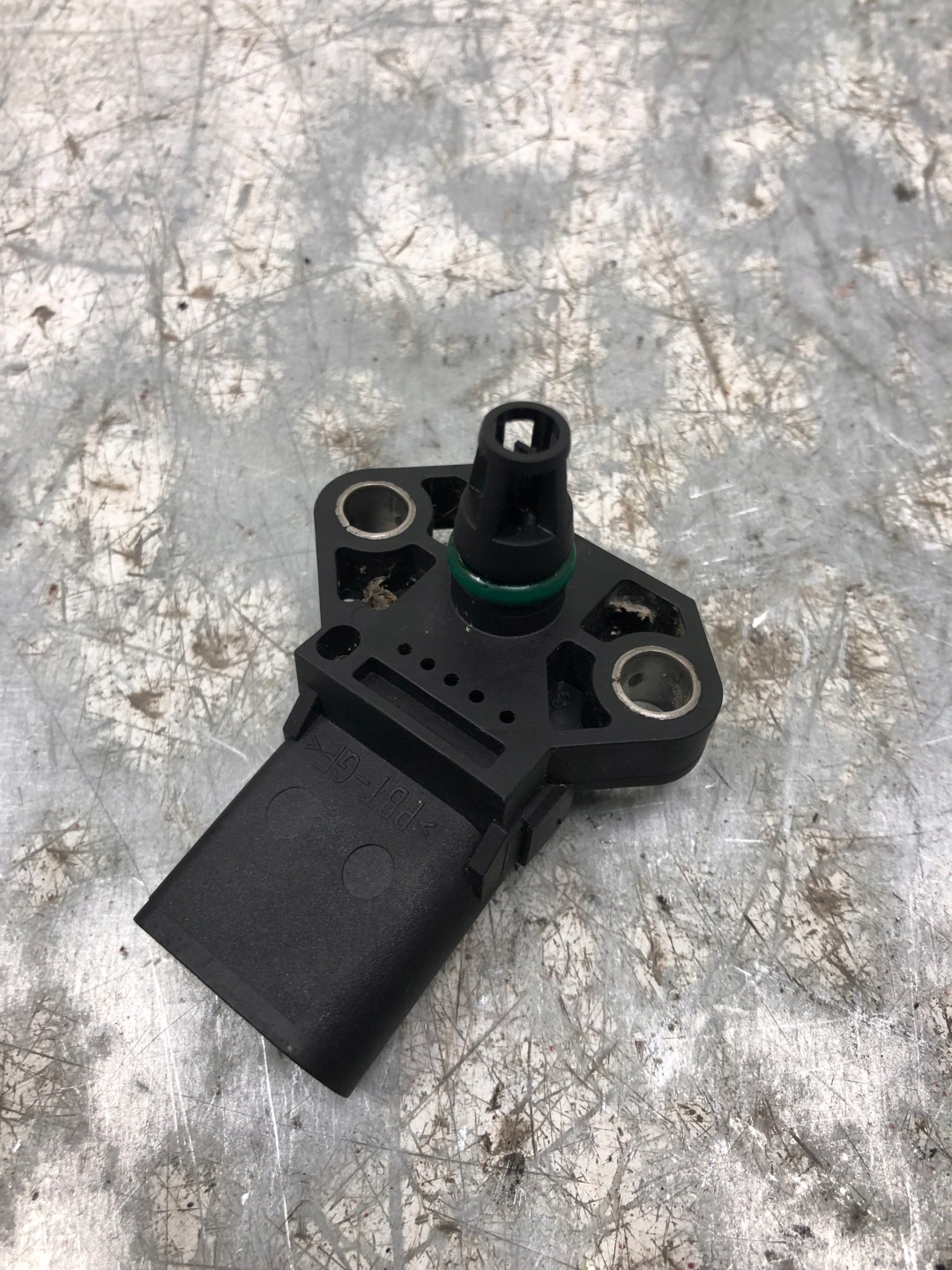 Sensor Druck VW SKODA AUDI 038906051B