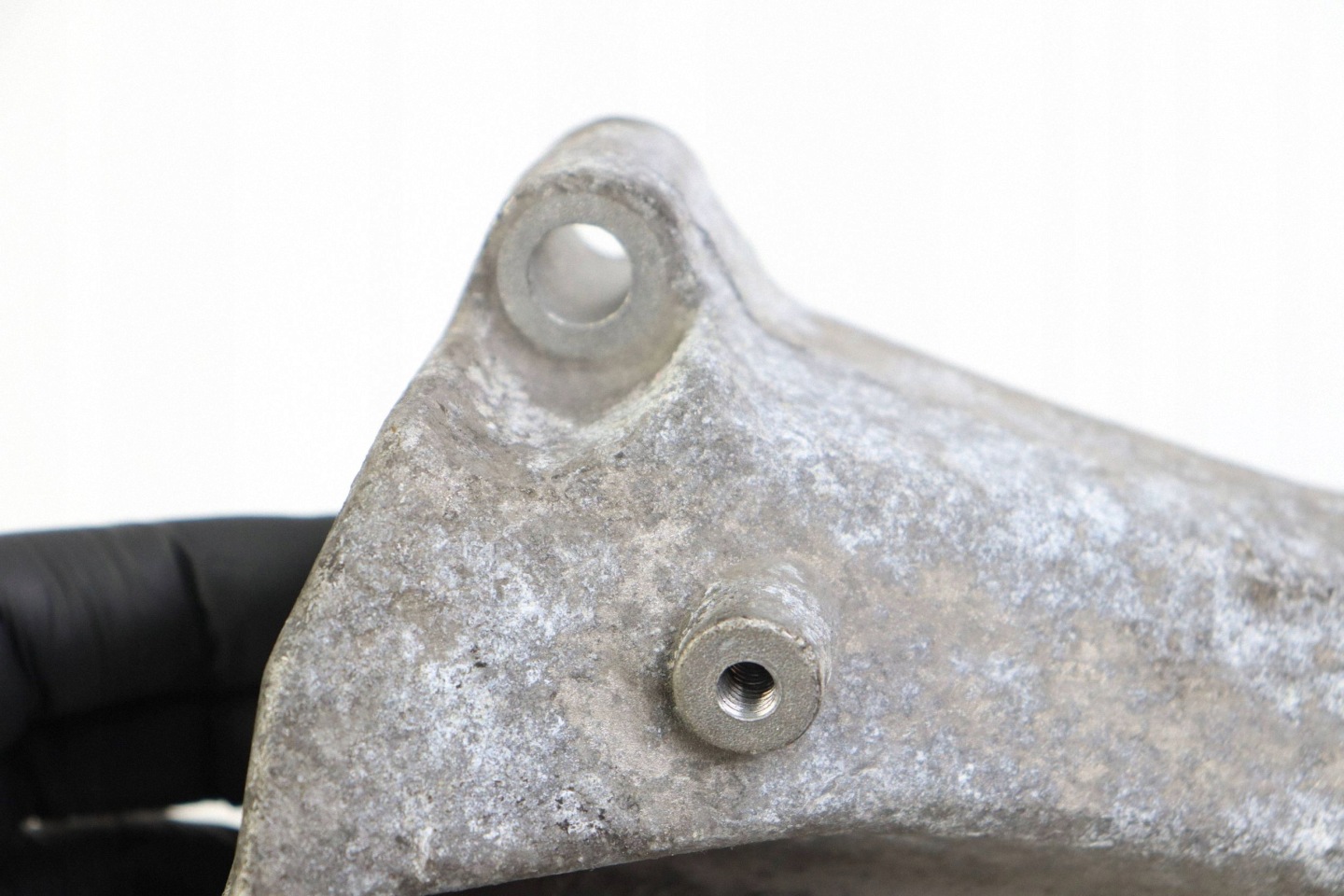 VW PASSAT B5 FL AUDI A4 A6 supporto staffa cambio ingranaggi sinistra 8D0399113AT