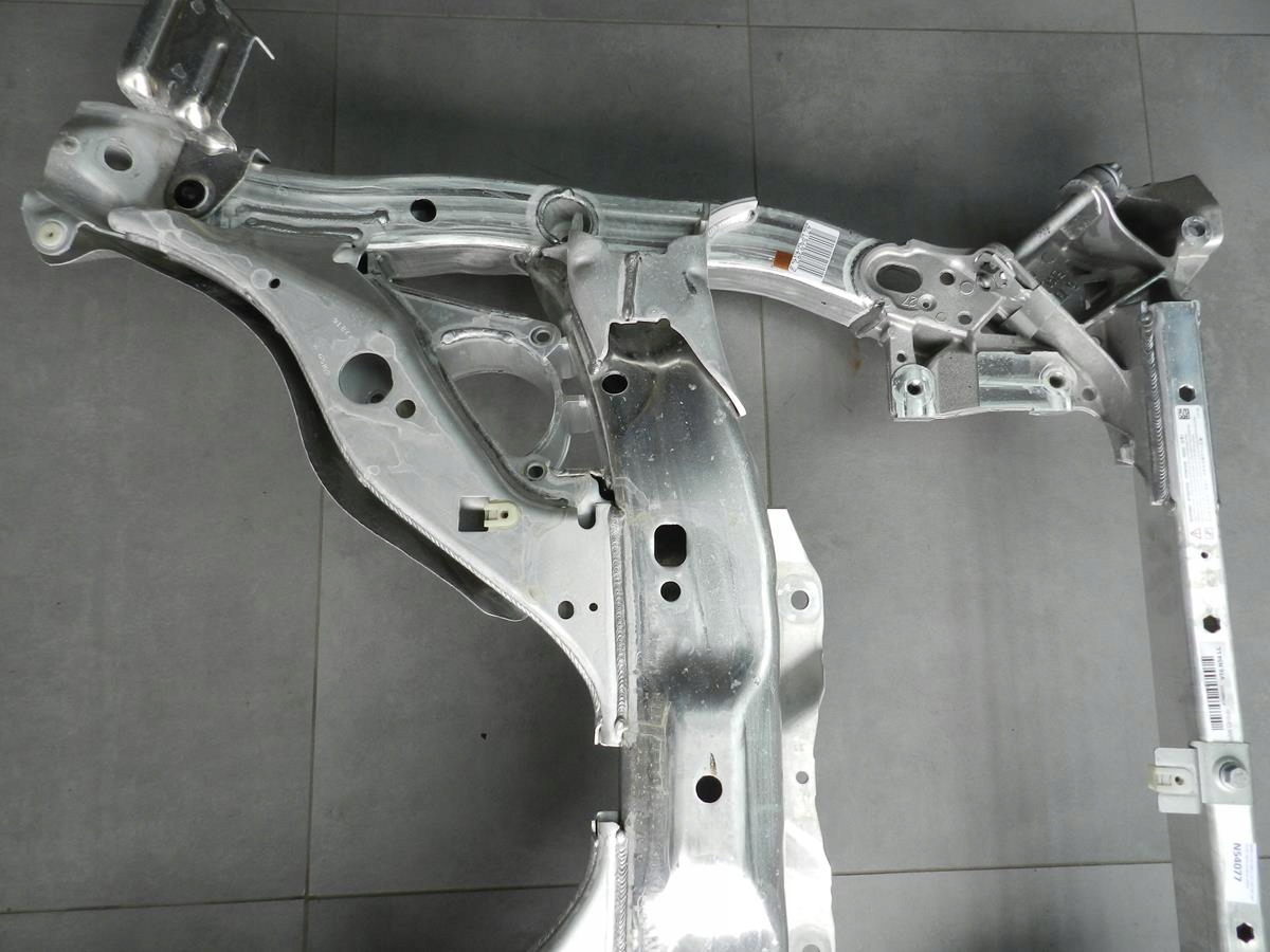 BMW 5 F10 520i axle beam subframe axle beam front 6796693