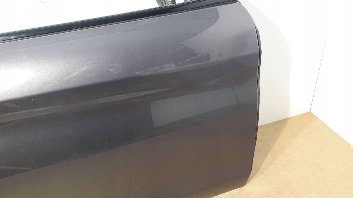 Alfa Romeo Stelvio door front