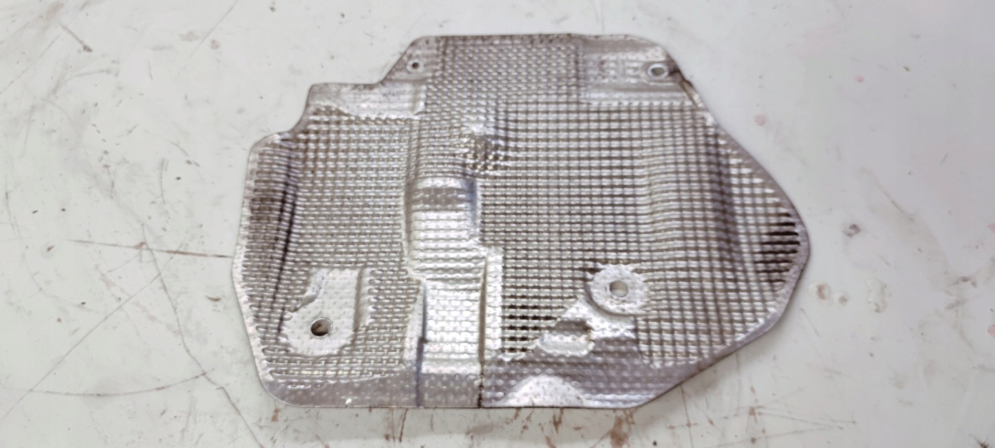 fedél TERMICZNA hangszigetelő AUDI Q7 4L 7L0825615