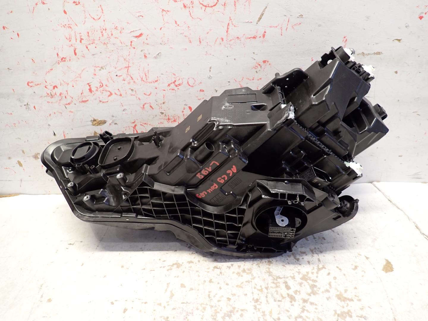 light front front right AUDI A6 C9 2025- FULL LED 4P0941004