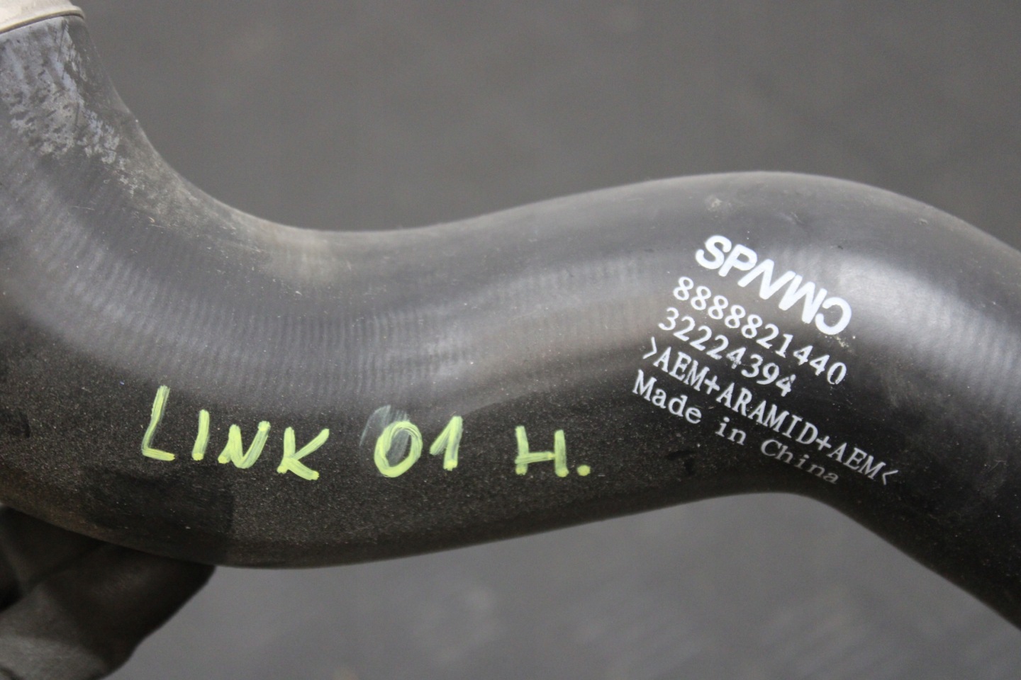 hadice intercoolera 8888821440 LYNK&CO LYNK & CO 01 LIFT 2021