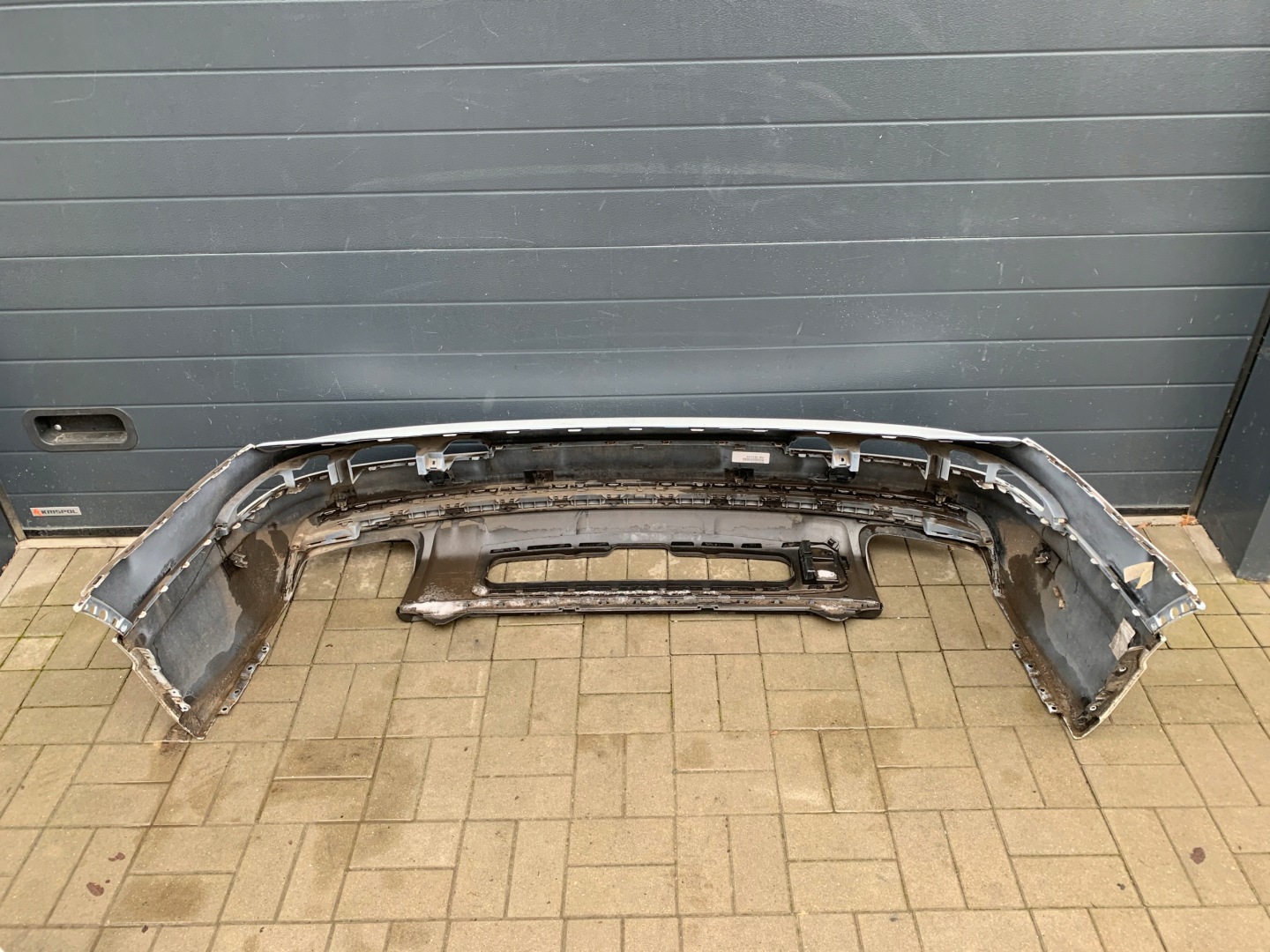 Audi SQ7 4M0 bumper rear part rear