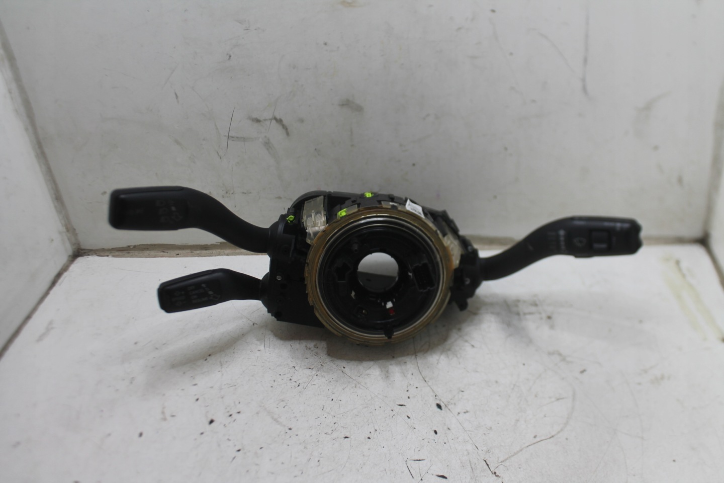 steering wheel levers and controls MANETKA ring 4F0953549D AUDI A6 C6 LIFT 08-11
